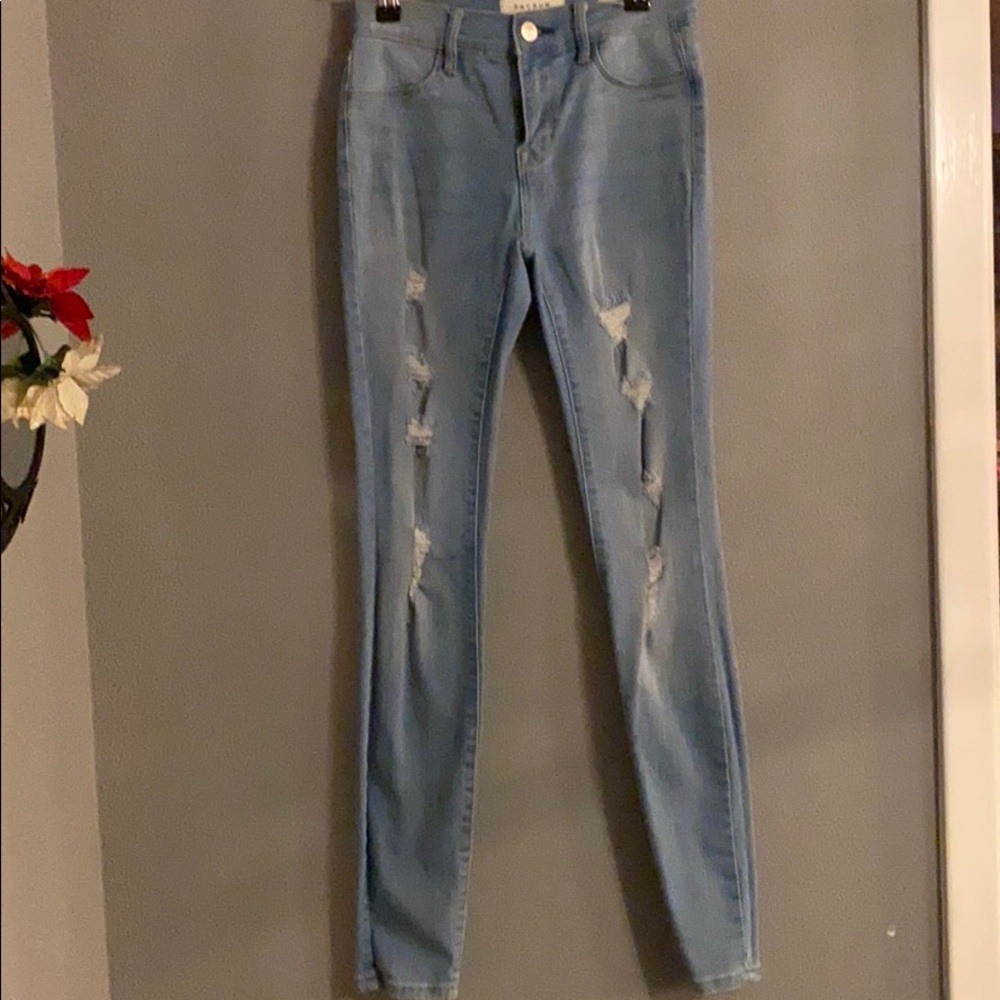Light wash jeggings
